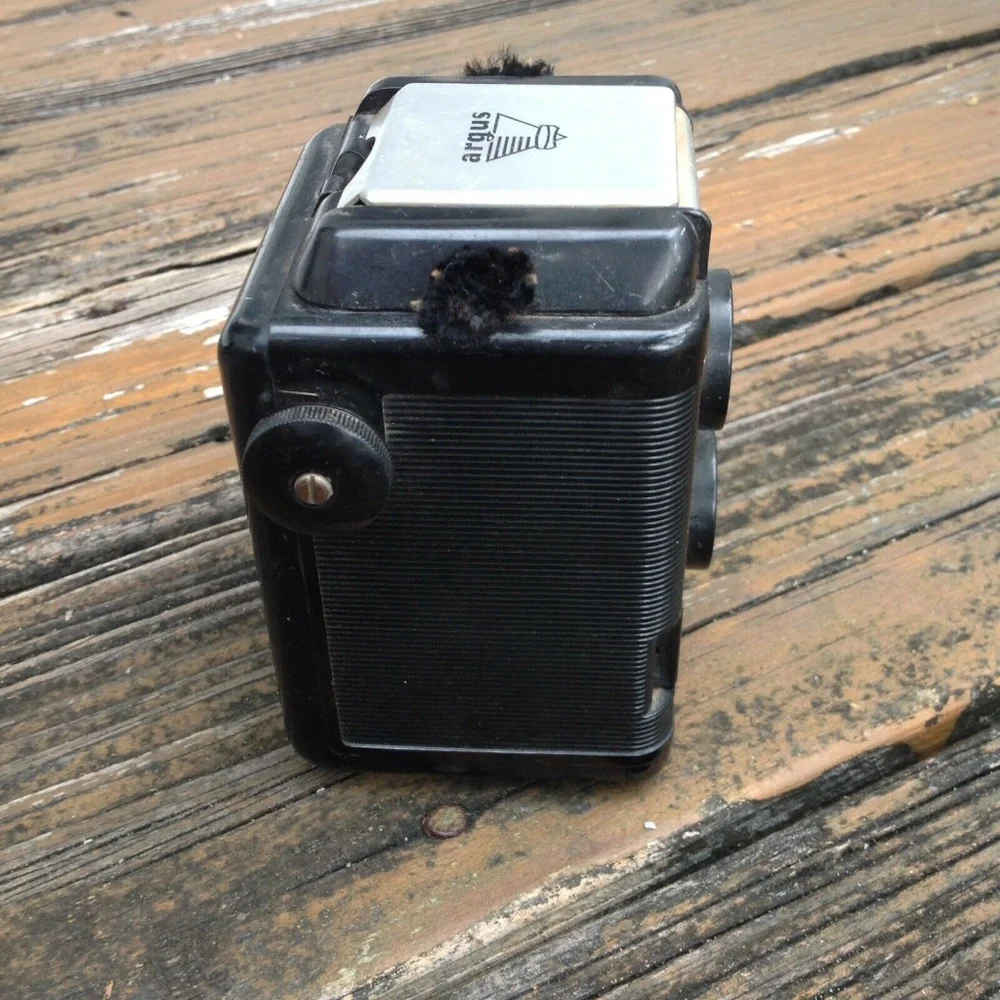 Argus Seventy Five Camera Black Bakelite Aluminum Photography Photos Vintage 50s